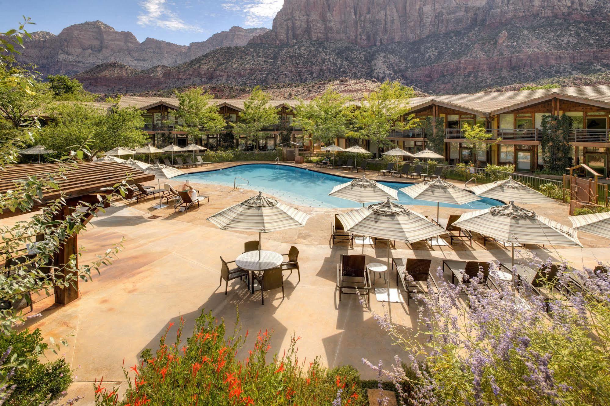 Desert Pearl Inn Спрингдейл Экстерьер фото